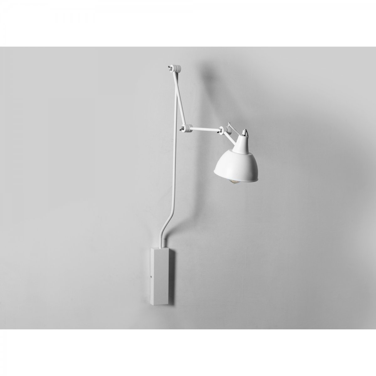 Custom Form Lampada parete COBEN WALL BIANCO